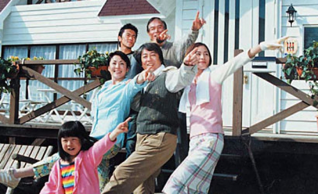 (c) The Happiness of the Katakuris Director: Takashi Miike, 2001, Shochiku Co., Ltd.