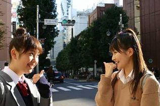 真夜中の少女たち