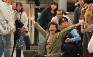 グッモーエビアン！